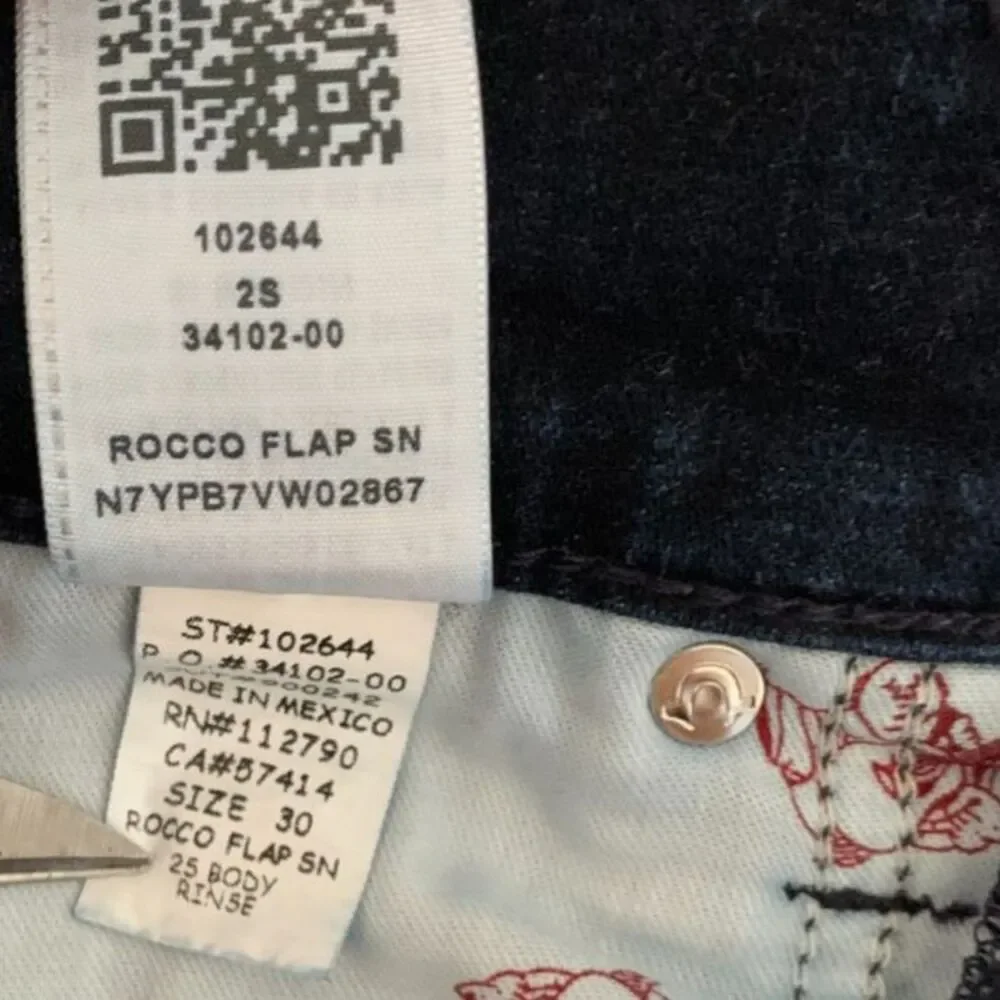True Religion Rocco Flap Skinny Jean 30 x 34 measured 31x33